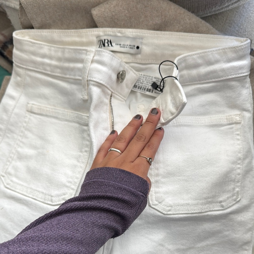 Zara White Jeans size four high waisted white